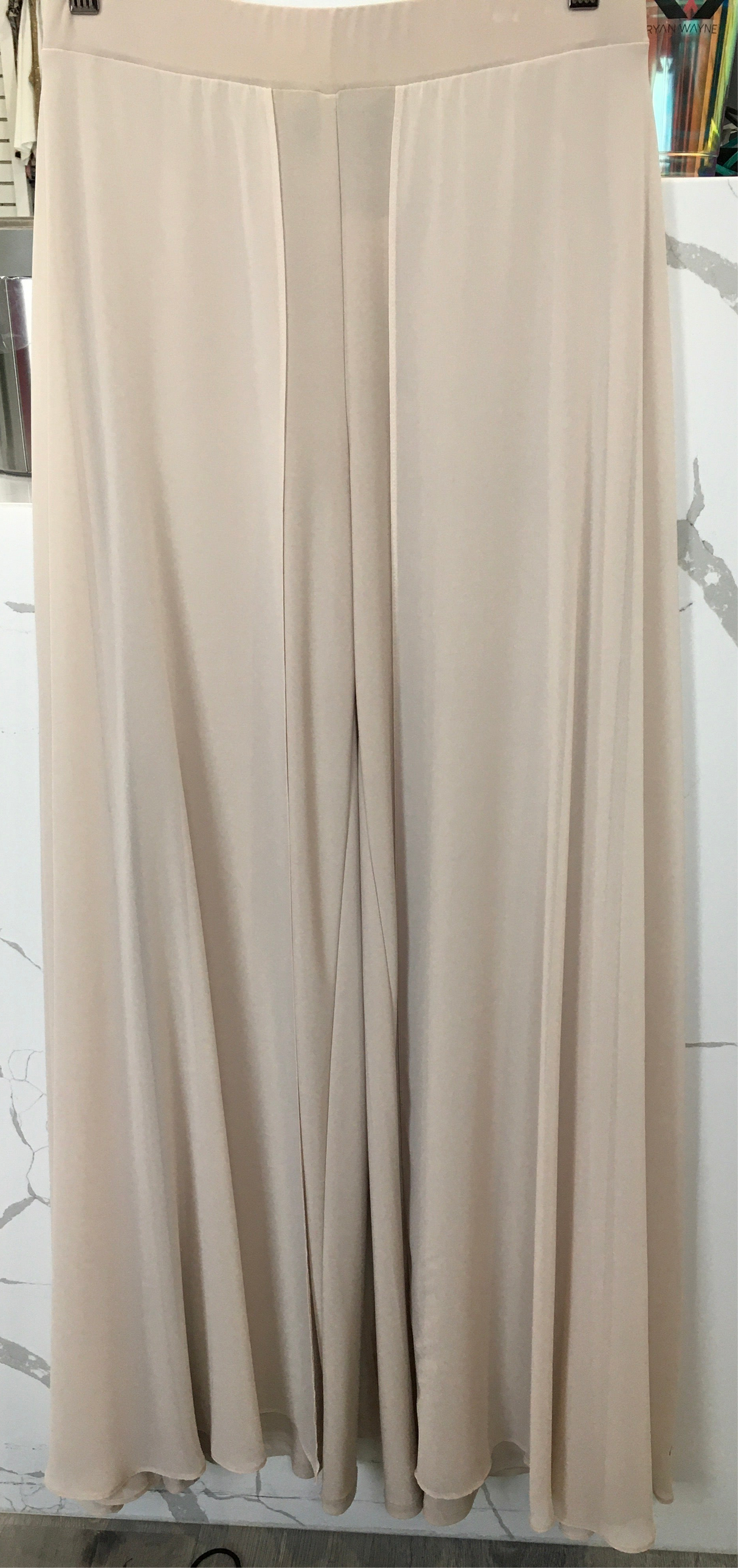 Lyman by Frank Lyman 198256 Champagne color