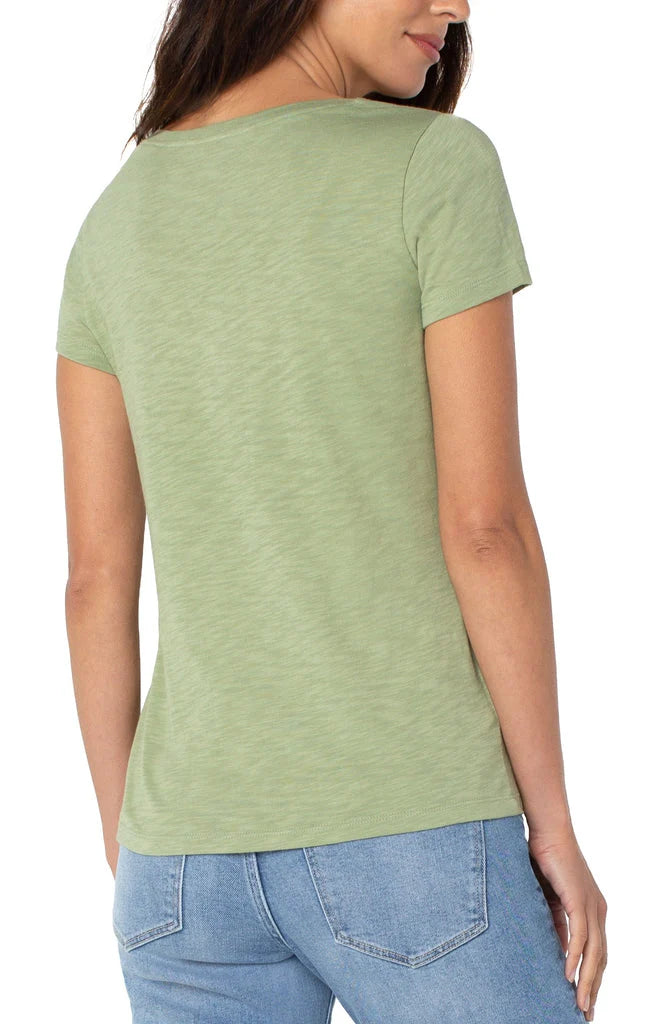 LIVERPOOL SHORT SLEEVE SLIM FIT IN PALE ARTICHOKE KNIT TEE STYLE: LM8711K15