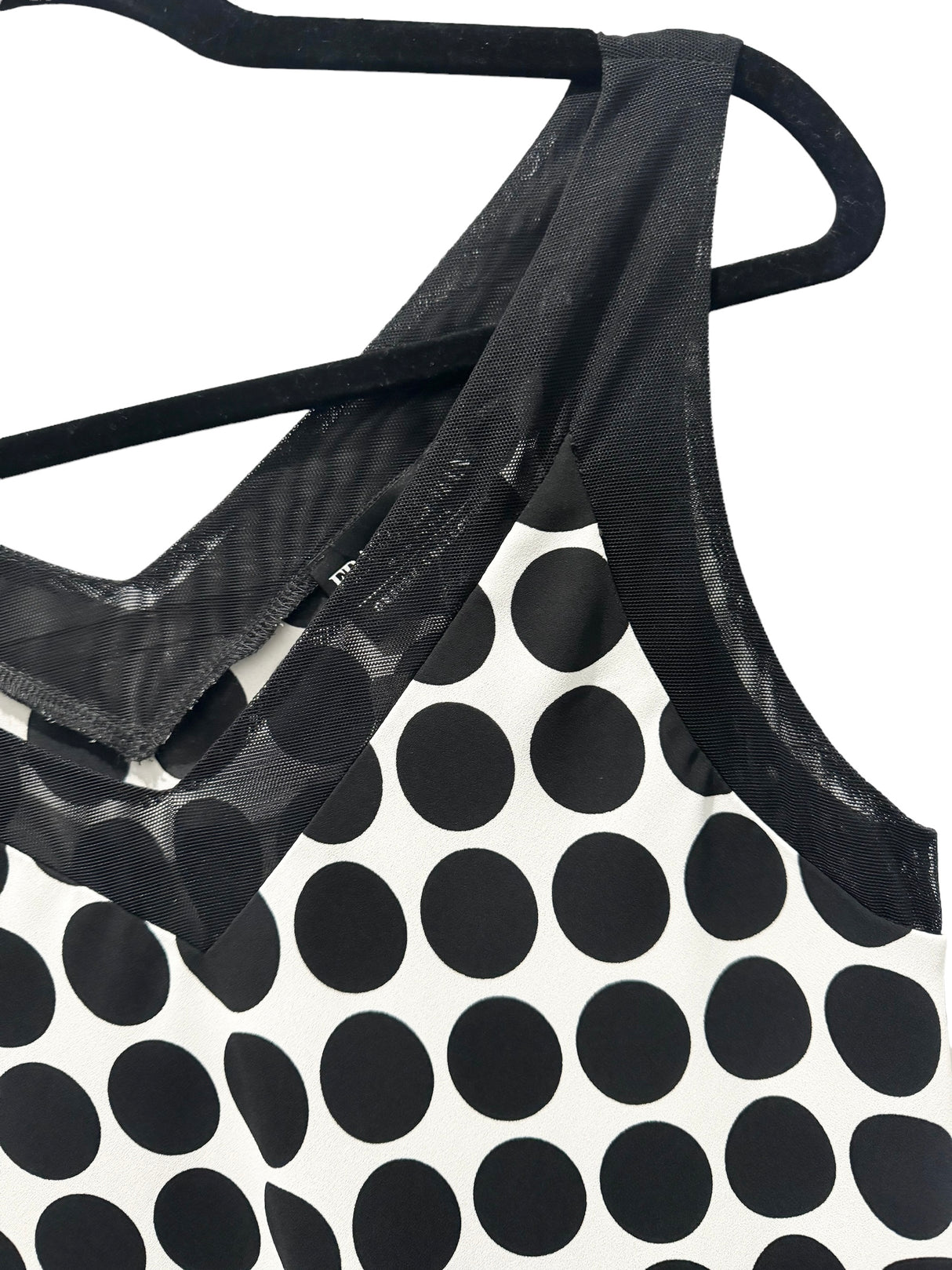 Frank Lyman 196172 Black white Tank