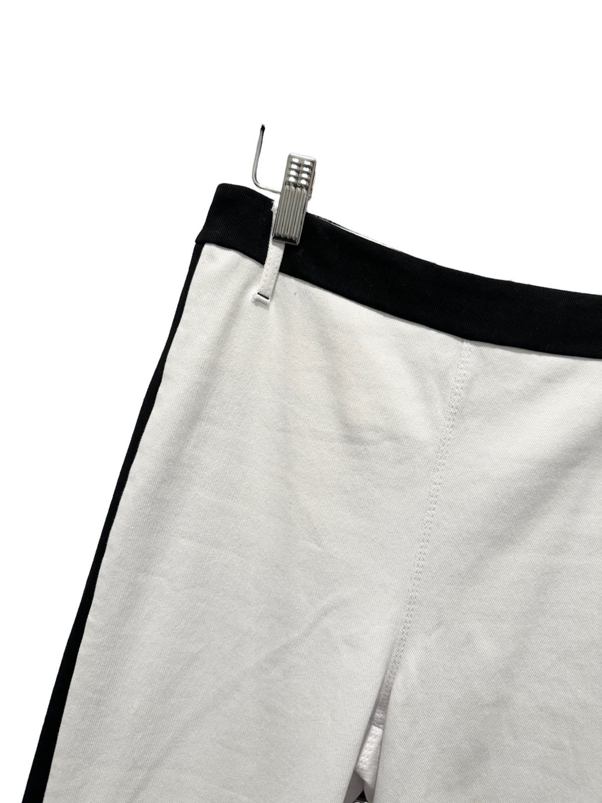 LYSSE’ 12-2790-M9 White/Black