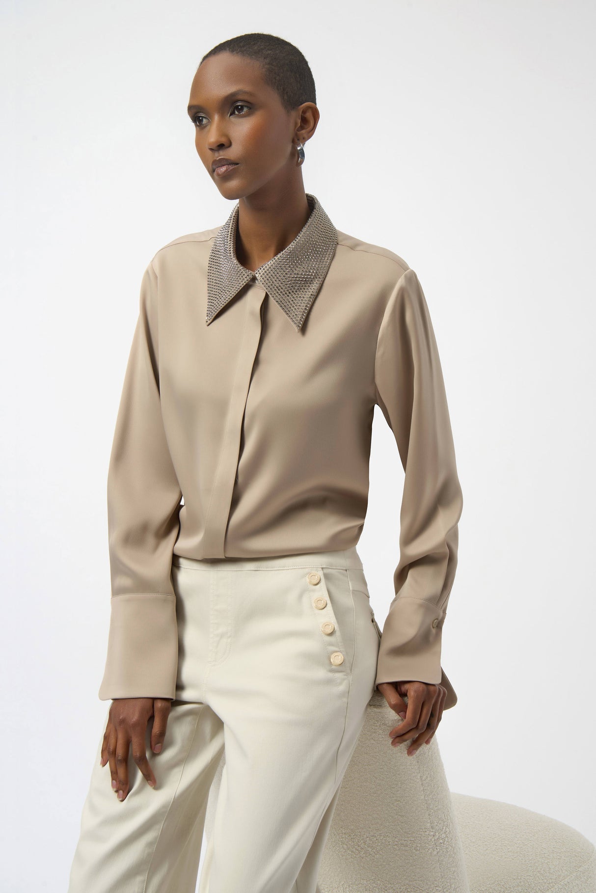 Stretch Poplin Boxy Blouse with Rhinestones 254926