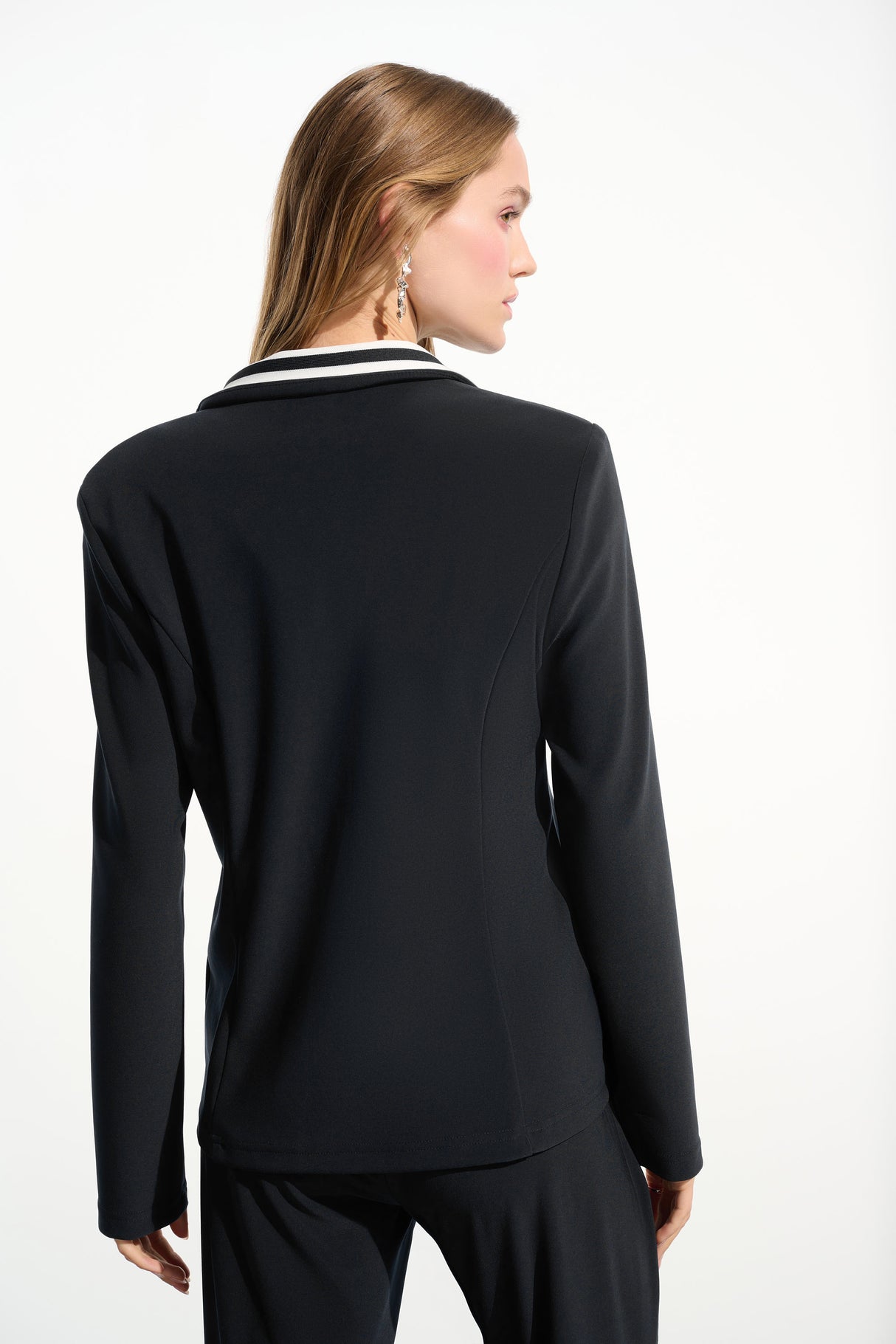 Silky Knit Fitted Blazer With Stripe Band Detail 261622