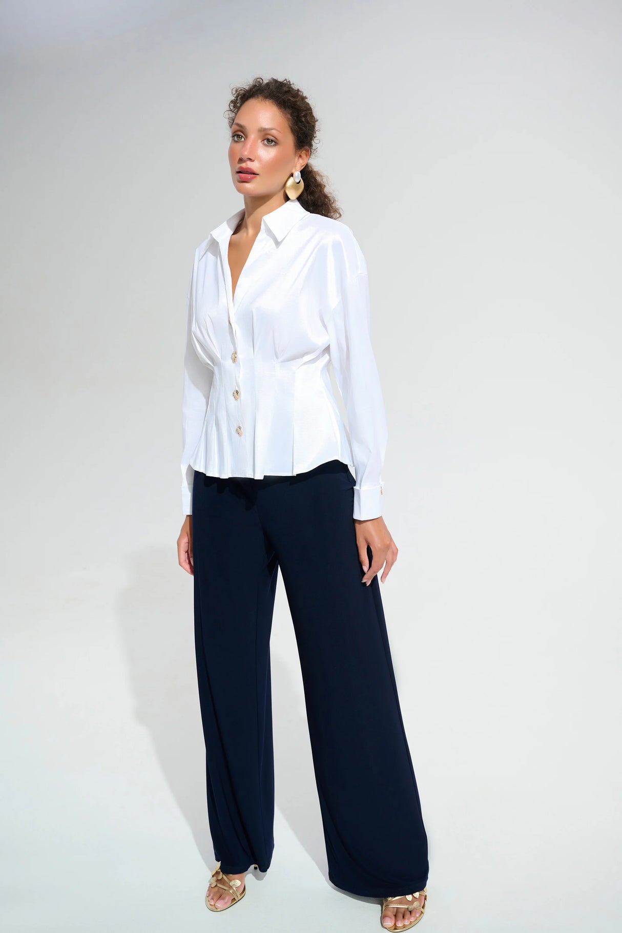 JOSPEH RIBKOFF Signature | Stretch Taffeta Fit And Flare Blouse With Chain Link Button Cuffs 261742