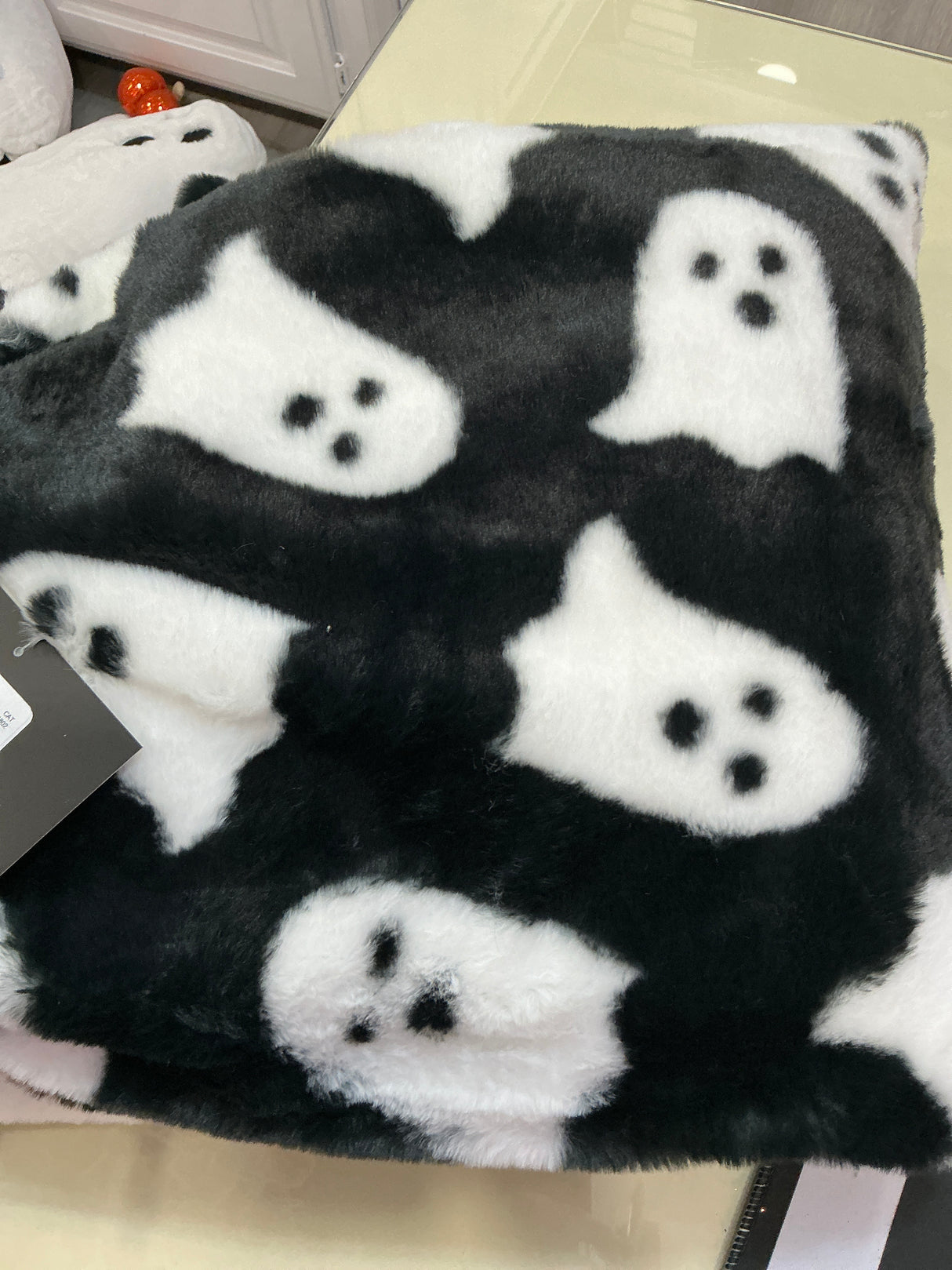 Spooky Ghost Throw Blanket 👻🖤
