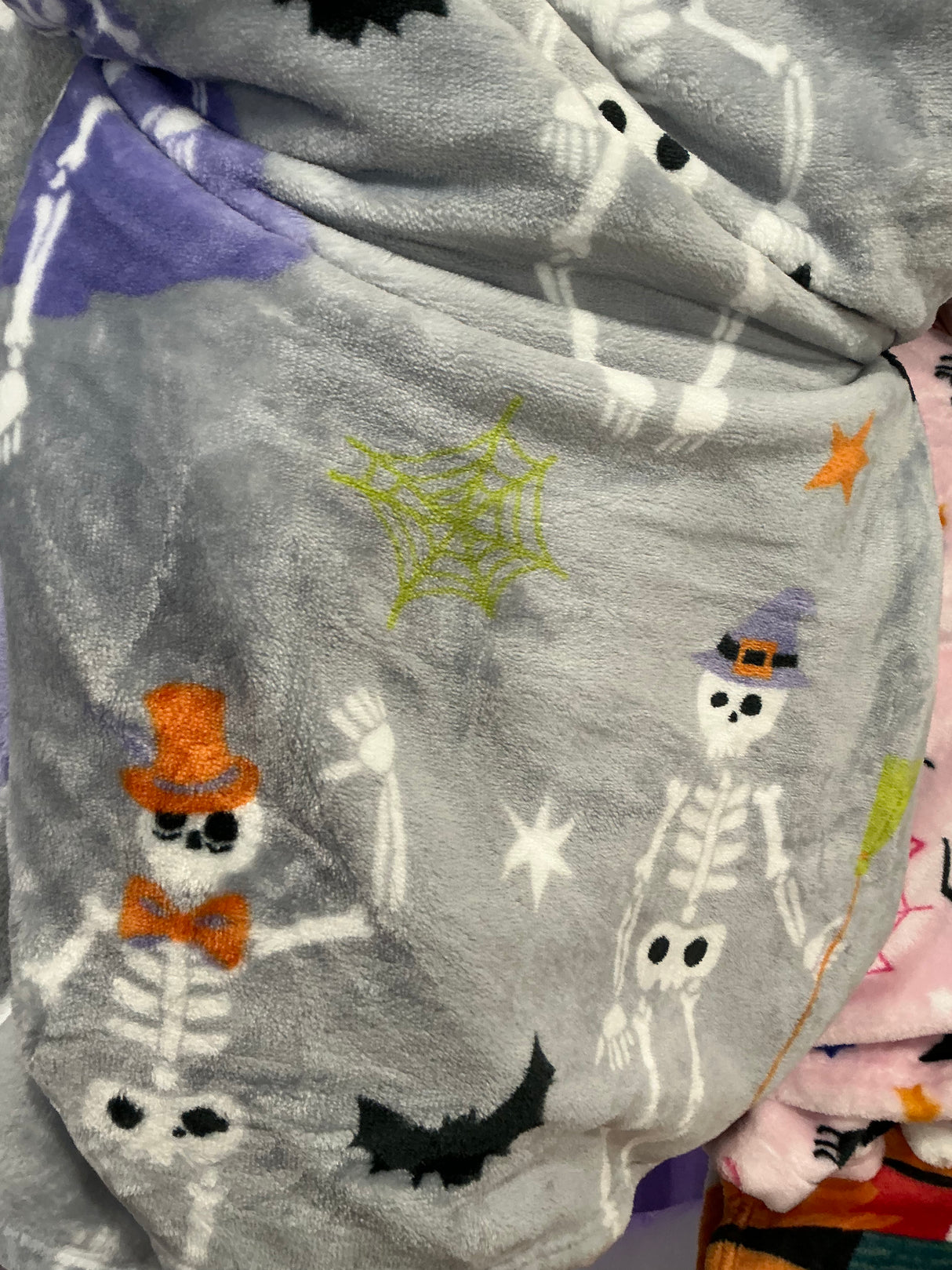 Skeleton Party Halloween Throw Blanket – 50” x 70”