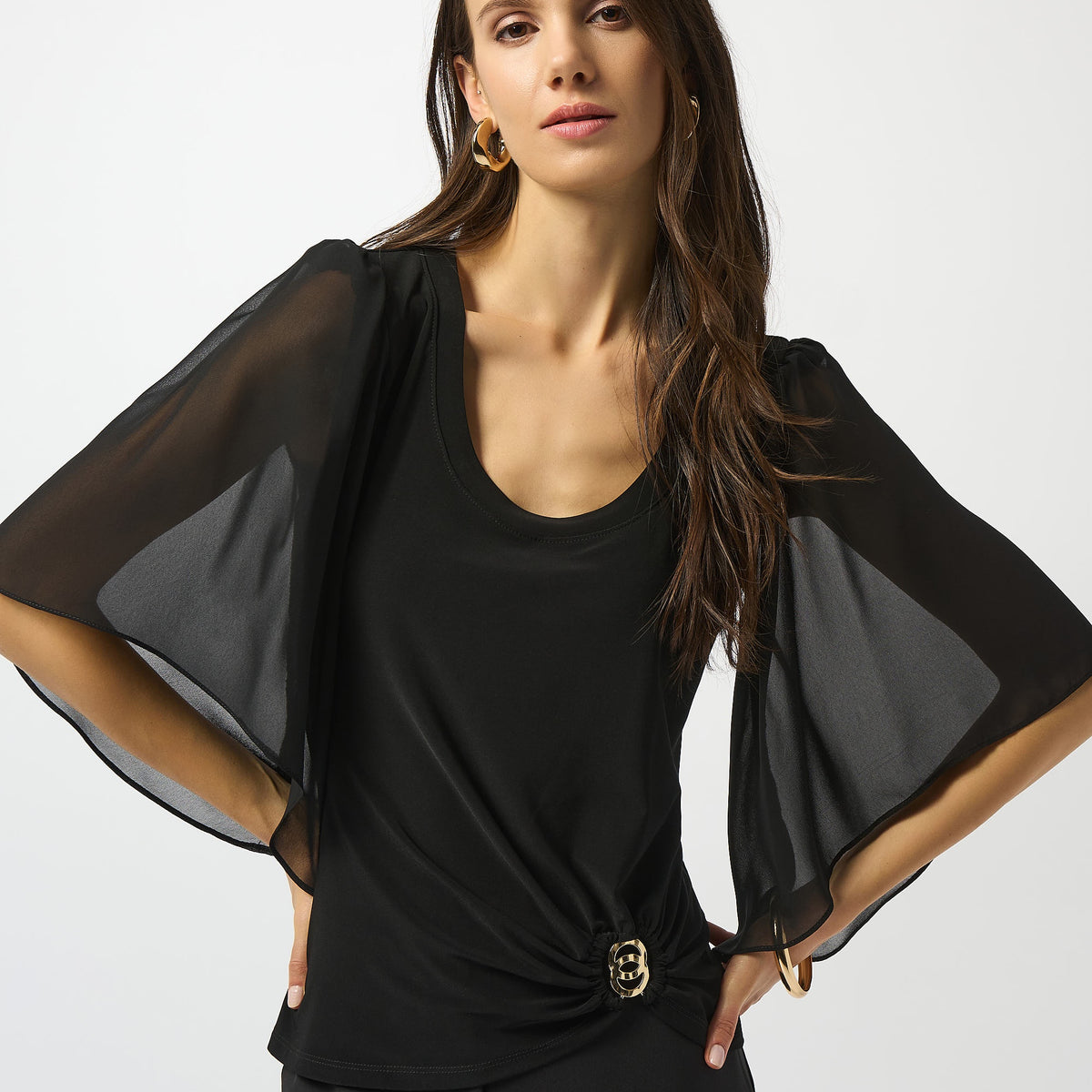 SILKY KNIT AND CHIFFON FITTED TOP 253055